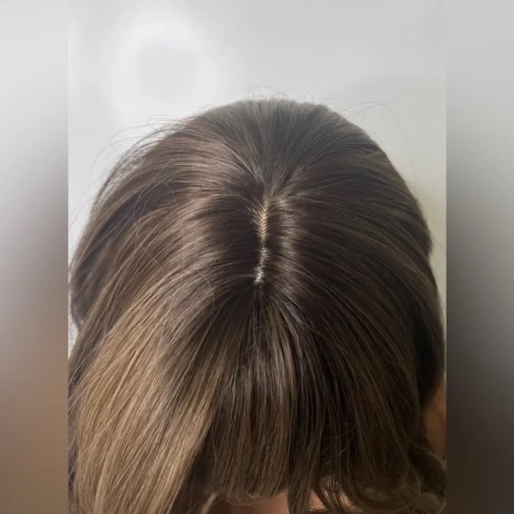 Long Wavy Wig with Curtain Bangs – Medium Brown with Soft Caramel Highlights - Picture 8 of 13
